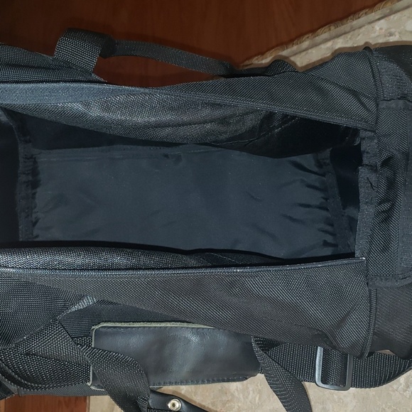 Titleist Golf Players Large Duffel Bag - Picture 8 of 12